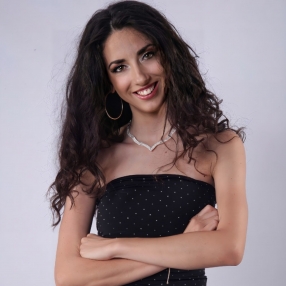 Roberta, Babysitter in Ponte San Nicolò