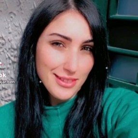 Wafa, Babysitter a Pozzuoli
