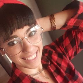 laila, Babysitter a Besano