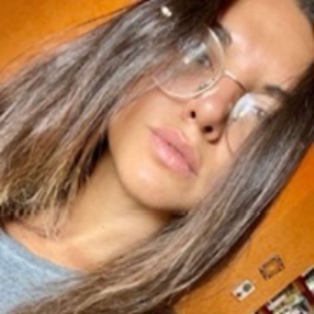 Chiara, Babysitter a Agrigento