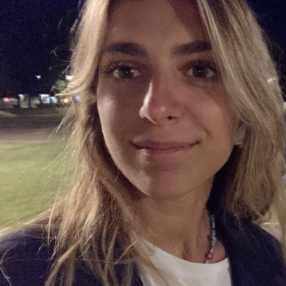 Virginia, Babysitter in Firenze