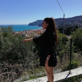 Sarah, Babysitter in Savona
