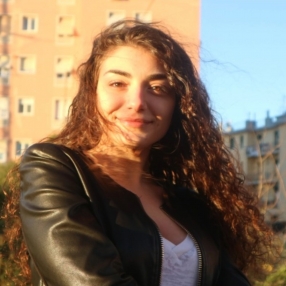 Francesca, Babysitter a Genova