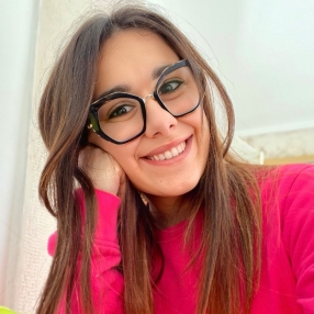 Alessia, Babysitter a Castellana Grotte