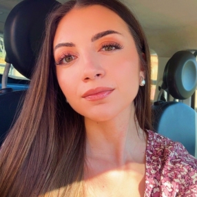Chiara, Babysitter a Castelliri
