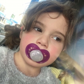 Simona, Famiglia a Mugnano di Napoli