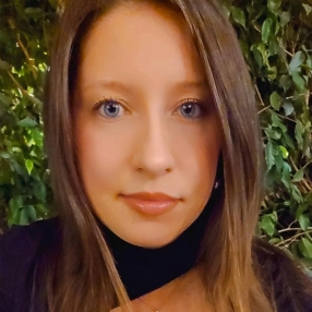 Martina, Babysitter a Fondi