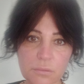 Patrizia, Babysitter in Angera