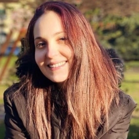 Francesca, Babysitter in Nova Milanese