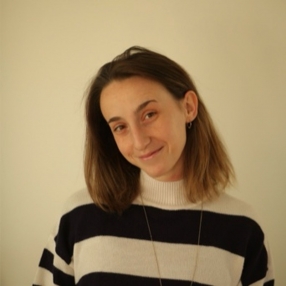 Matilde, Babysitter in Spotorno