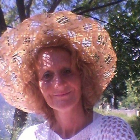 Antonella, Babysitter a Albino