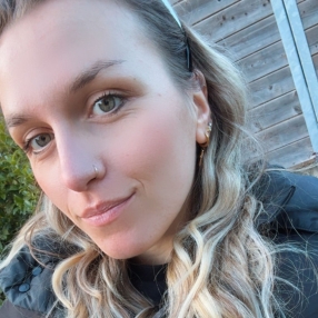 Stefania, Babysitter in Pietra Ligure