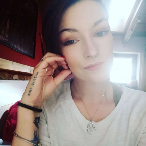 Stefania, Babysitter a Casorate primo