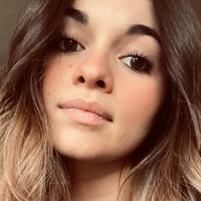 Anita, Babysitter a Bagnolo San Vito