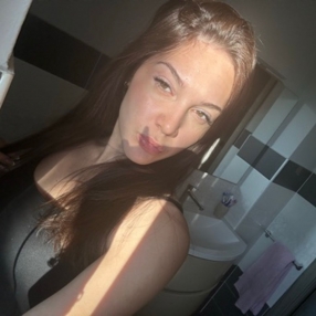 Manuela, Babysitter a Pregnana milanese