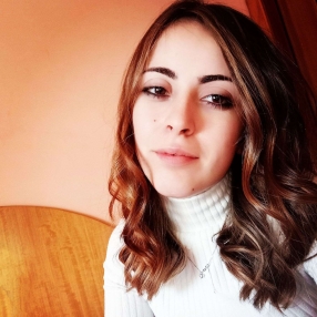 Rossella, Babysitter in Messina