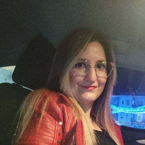 Lucia, Babysitter a Maddaloni