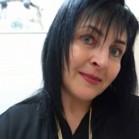 Rossella, Babysitter in San Polo d'Enza