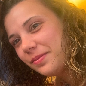 Arianna, Babysitter a Provincia di Mantova