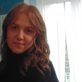 Giulia, Babysitter a Figline Valdarno