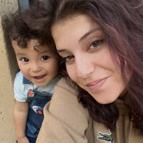 Elisa, Babysitter a Lissone