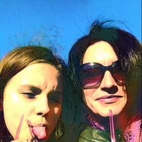 Maja, Babysitter a Massa