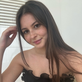 Miriam, Babysitter a Barile