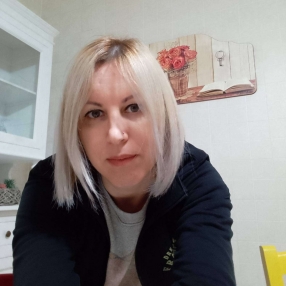 Stefania, Babysitter a San Giorgio Ionico