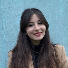 estelle, Babysitter a Savona
