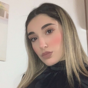 Vanessa, Babysitter in Vittoria