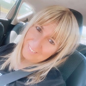 Elena, Babysitter in Caronno Pertusella