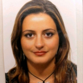 Fiorella, Babysitter in Brongio