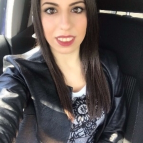 Anna , Babysitter a Porcari