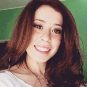 Deborah, Babysitter a Calatafimi