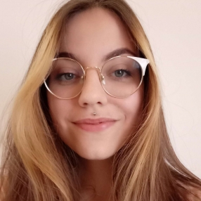 Sofia, Babysitter in Solagna