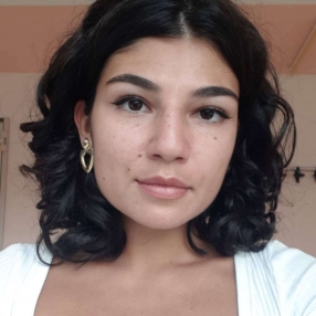Carolina Brai, Babysitter a Budrio