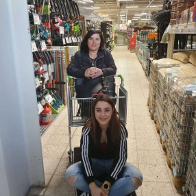 Ilenia, Babysitter a Sicilia