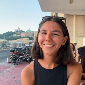 Silvia, Babysitter a Ancona