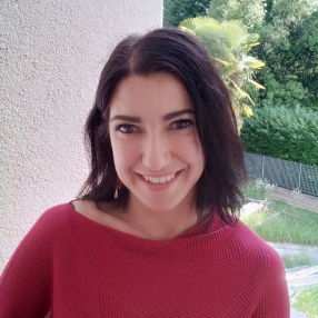 Nancy, Babysitter a Saonara