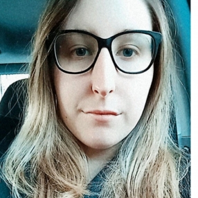 Fabiana, Babysitter a Novara