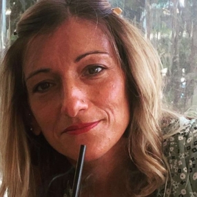 Antonella, Babysitter a Melito di Napoli