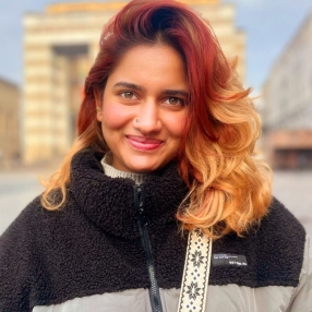 Sithara, Babysitter in Brescia
