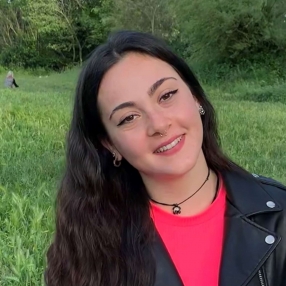 Eleonora, Babysitter a Modena