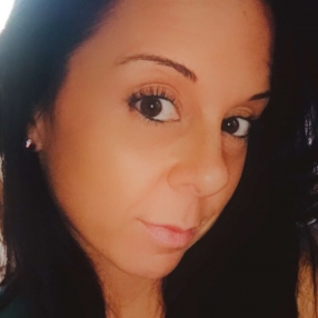 Emanuela, Babysitter a Castorano
