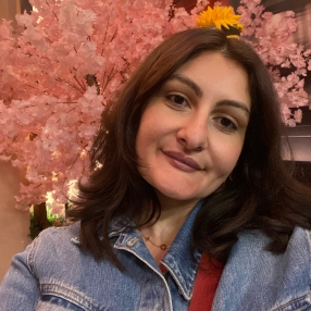 Caterina, Babysitter a Cava de' Tirreni