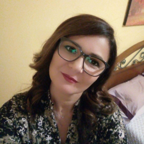 Cinzia, Babysitter a Campo Limpido-favale
