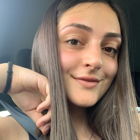 Sara, Babysitter a Pomezia