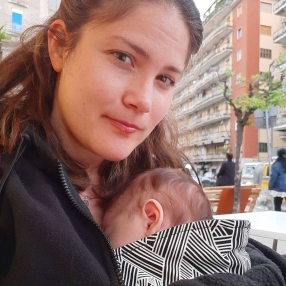 Sveva, Famiglia a Napoli