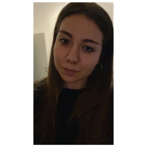 Arianna, Babysitter a Provincia di Macerata