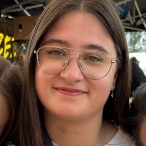 Giulia, Babysitter a Ponte San Nicolò